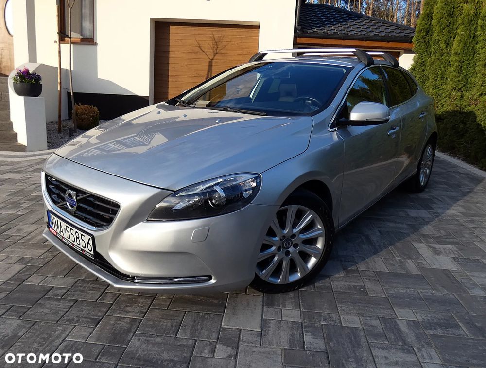 Volvo V40 D2 Summum - 10