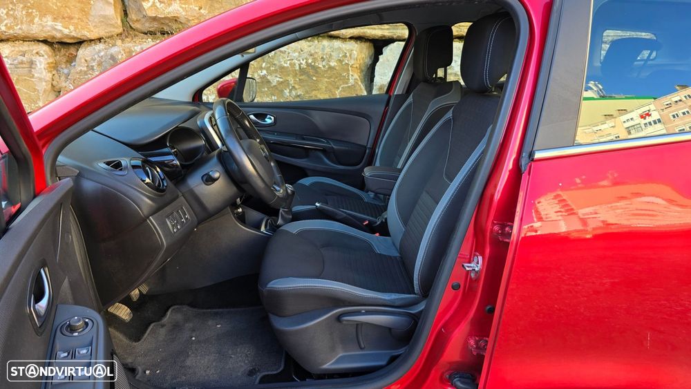Renault Clio Sport Tourer 1.5 dCi Limited - 29