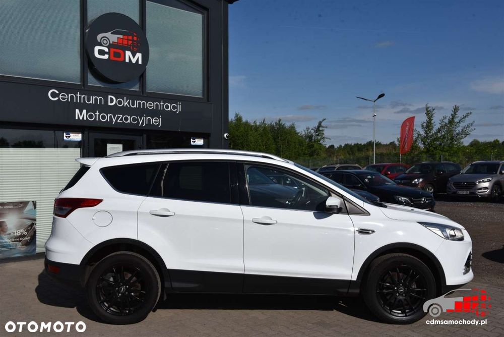Ford Kuga 1.5 EcoBoost 2x4 Titanium - 11