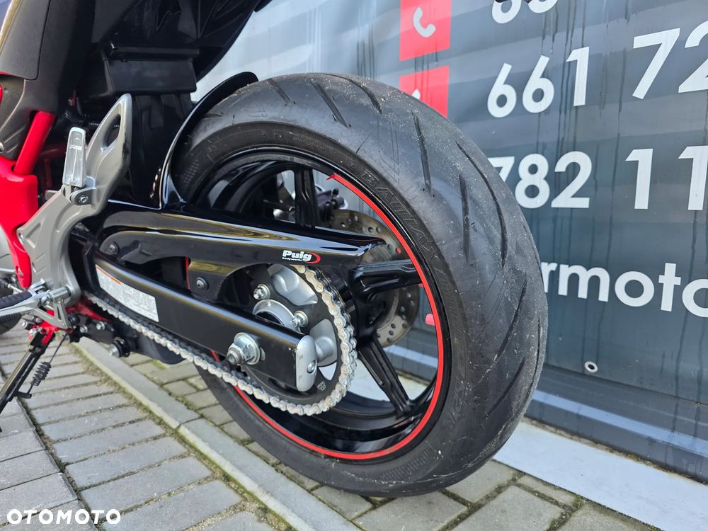 Suzuki Gladius - 7