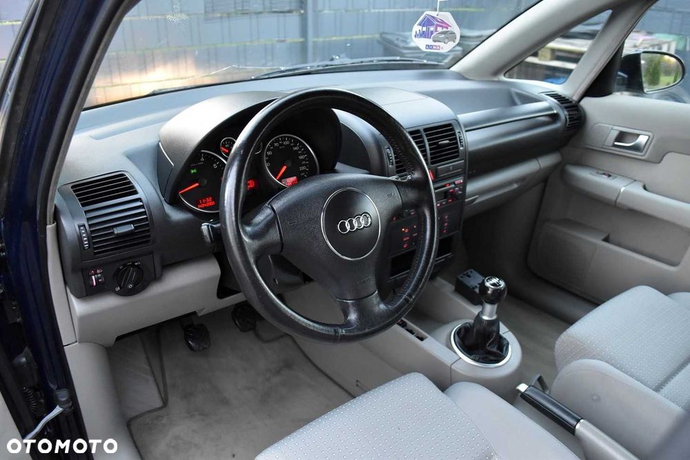 Audi A2 - 6