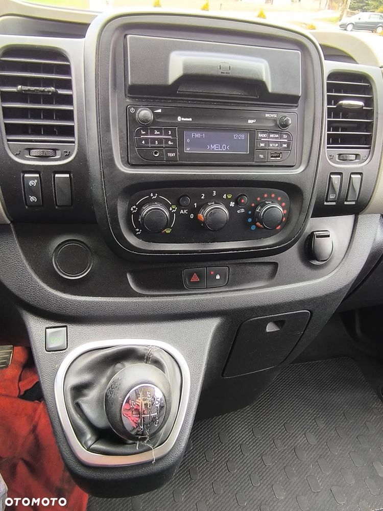 Nissan NV300 - 20
