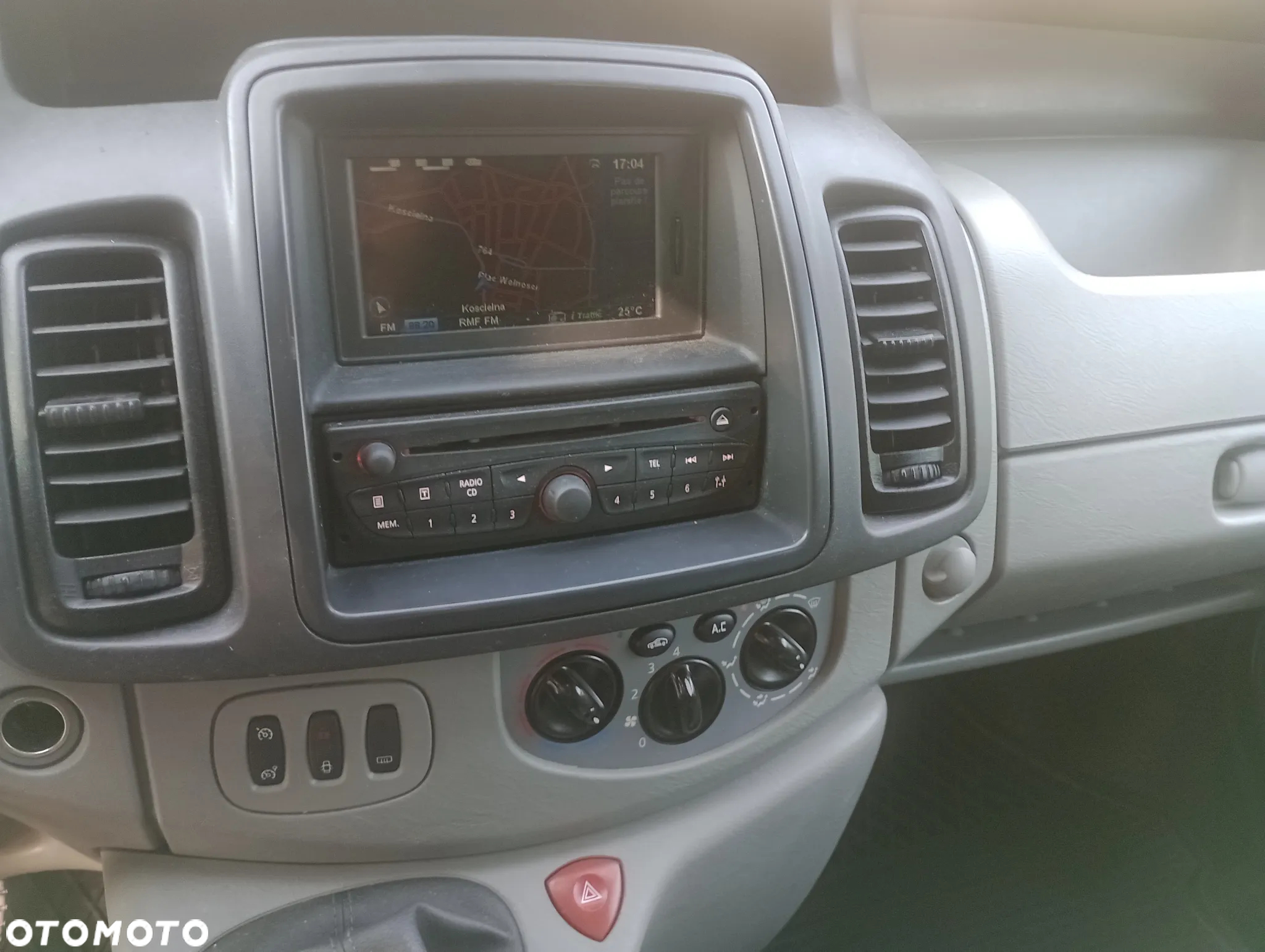 Opel Vivaro Life Cosmo L2H1 - 23