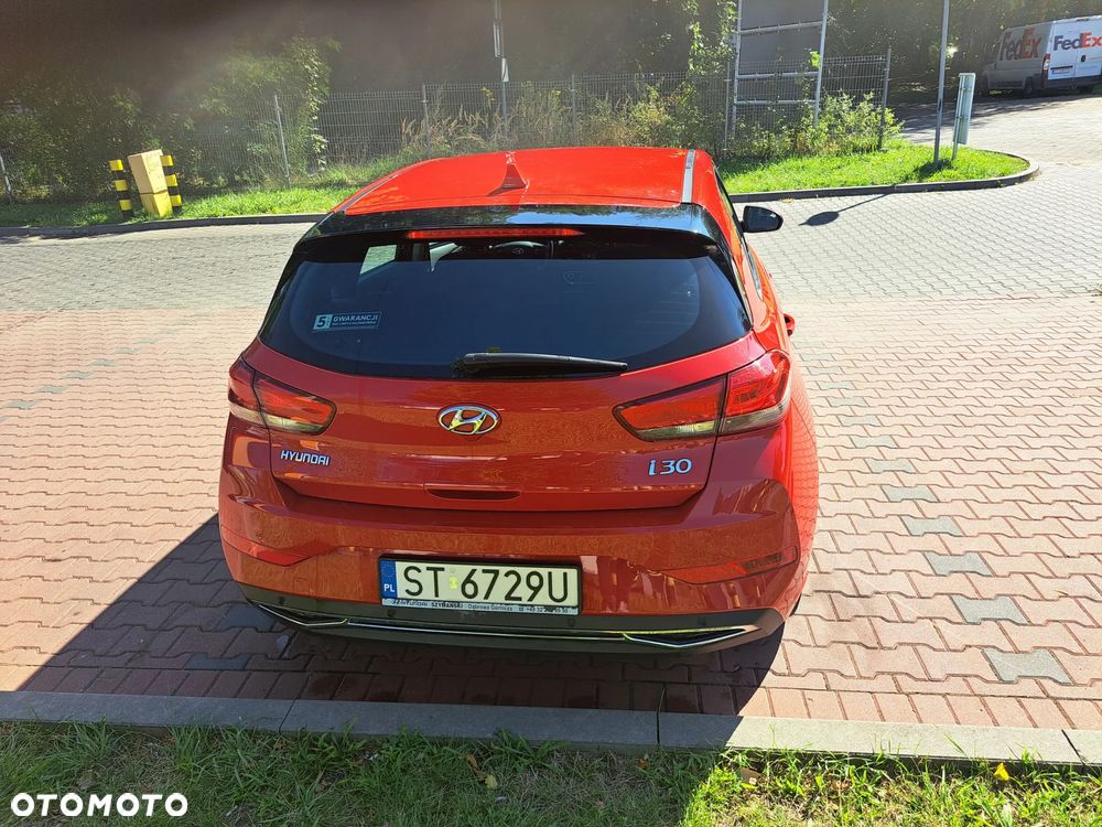 Hyundai i30 1.5 DPI Classic + - 5
