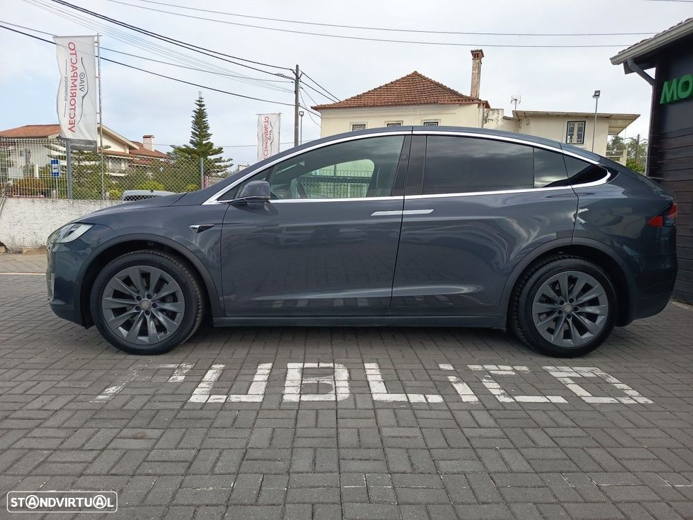 Tesla Model X 100D - 5
