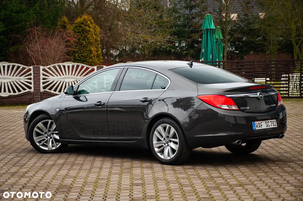 Opel Insignia - 8