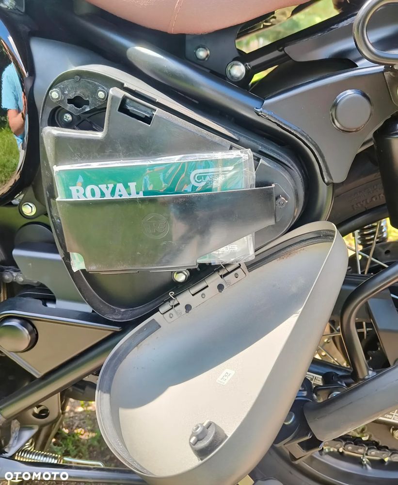 Royal Enfield Classic - 14