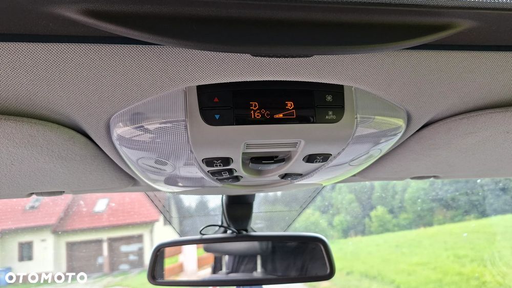 Mercedes-Benz Viano 3.0 CDI Ambiente - 30