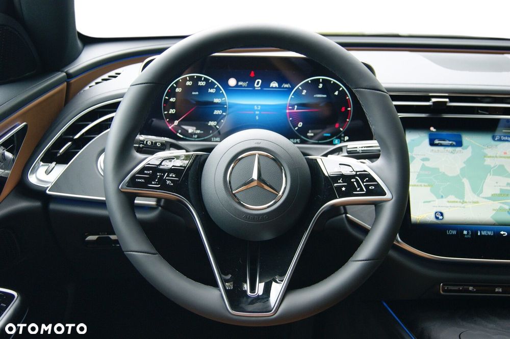 Mercedes-Benz Klasa E - 12