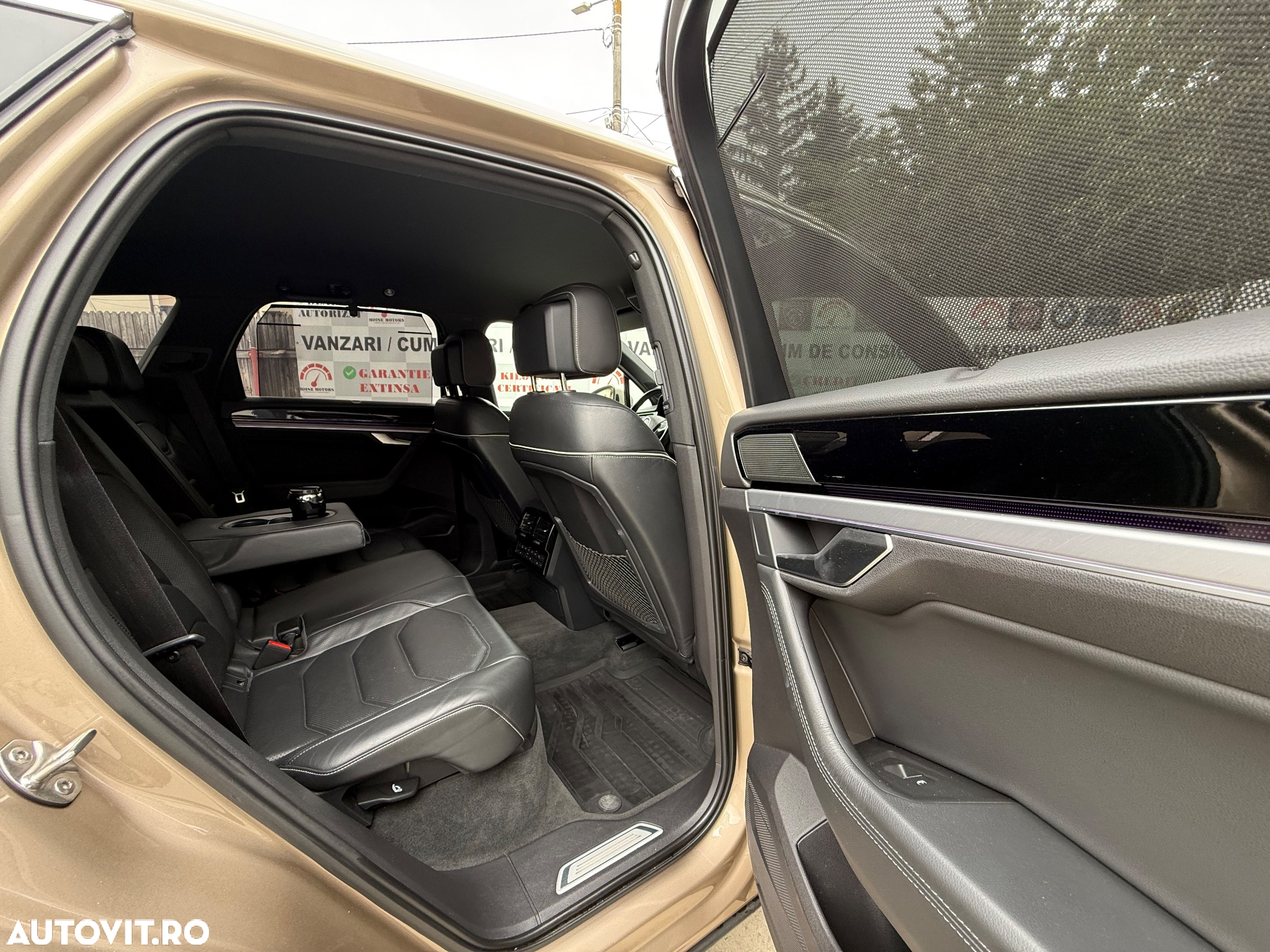 Volkswagen Touareg V6 TDI R-Style - 14