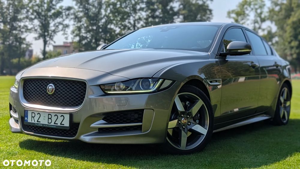 Jaguar XE 2.0 T R-Sport - 1