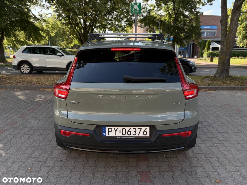 Volvo XC 40 B3 Plus Dark - 4