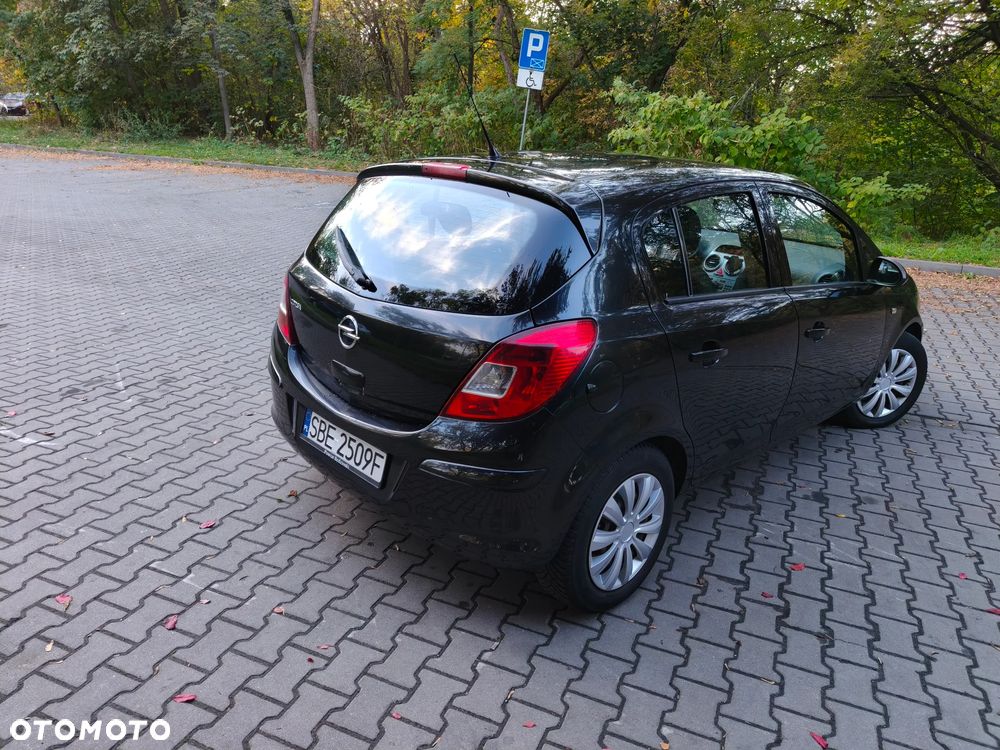 Opel Corsa 2012 photo 4