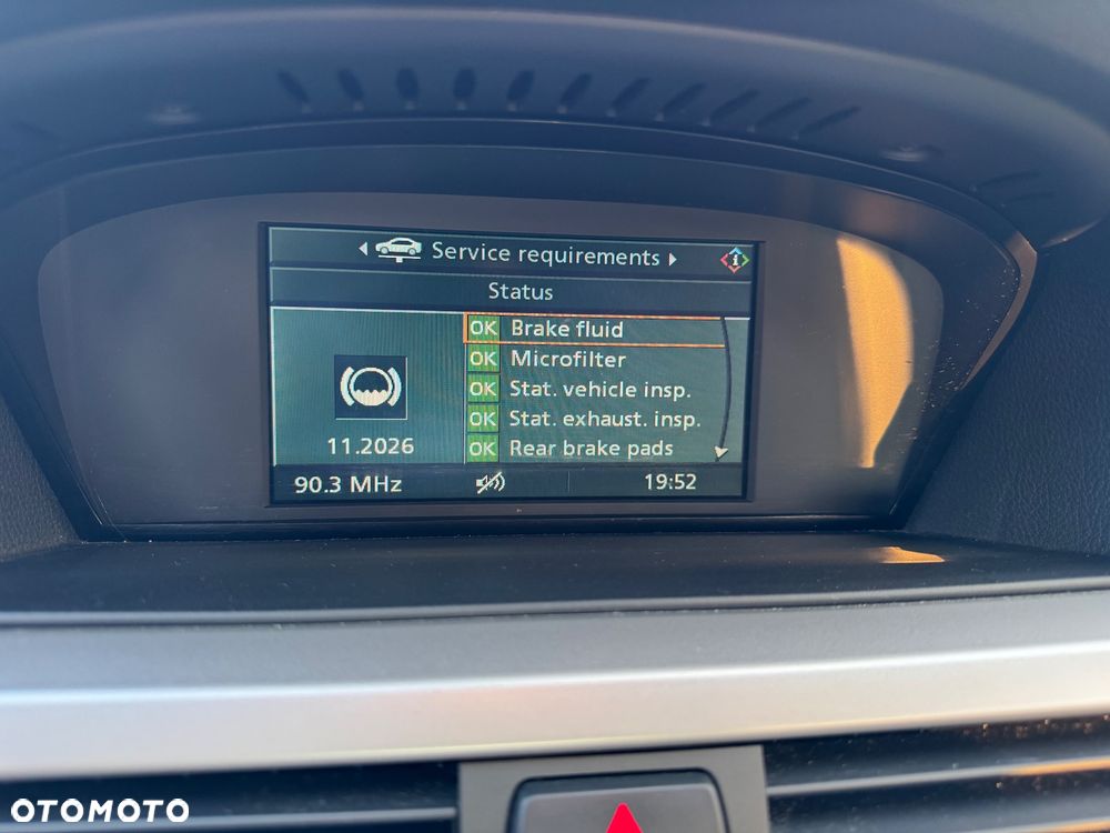 BMW Seria 3 318d DPF - 29