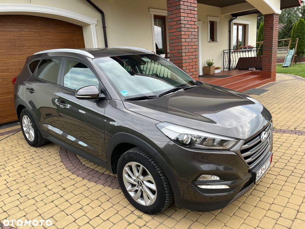 Hyundai Tucson blue 1.7 CRDi 2WD Intro Edition - 10