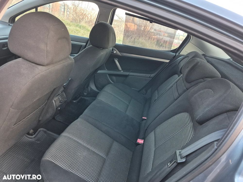 Peugeot 407 HDi 135 Automatik Premium - 35