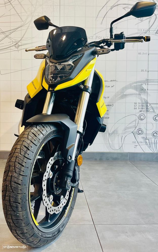 Honda Hornet 750 - 3