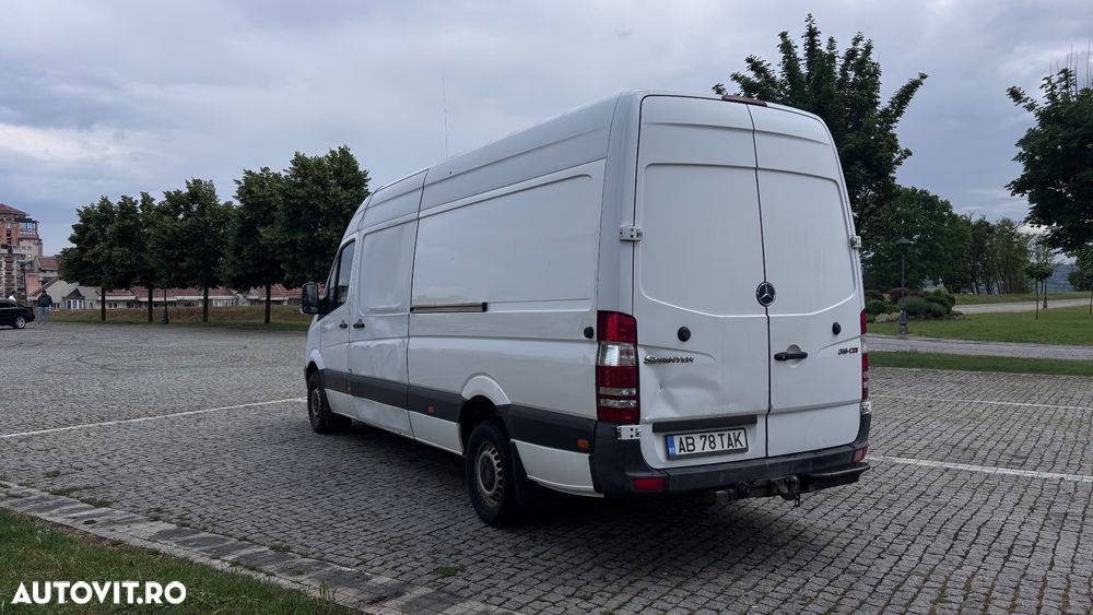 Mercedes-Benz Sprinter - 16
