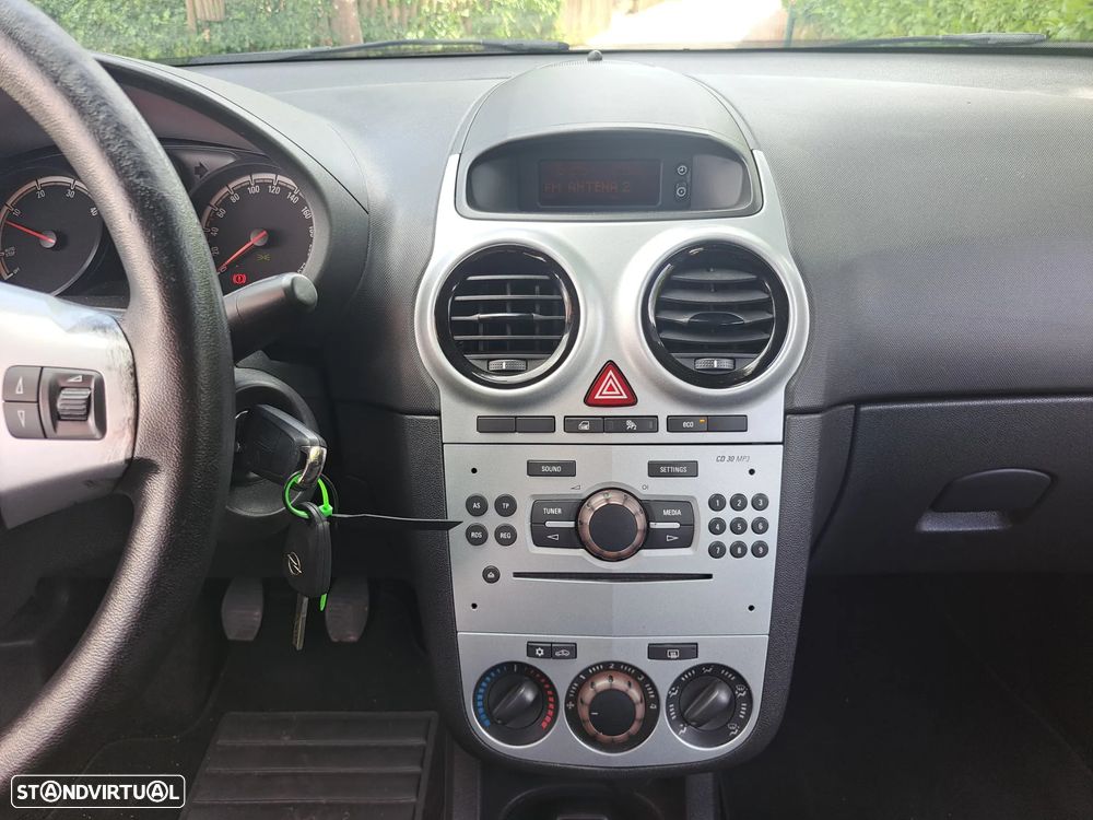 Opel Corsa 1.3 CDTi Enjoy - 19