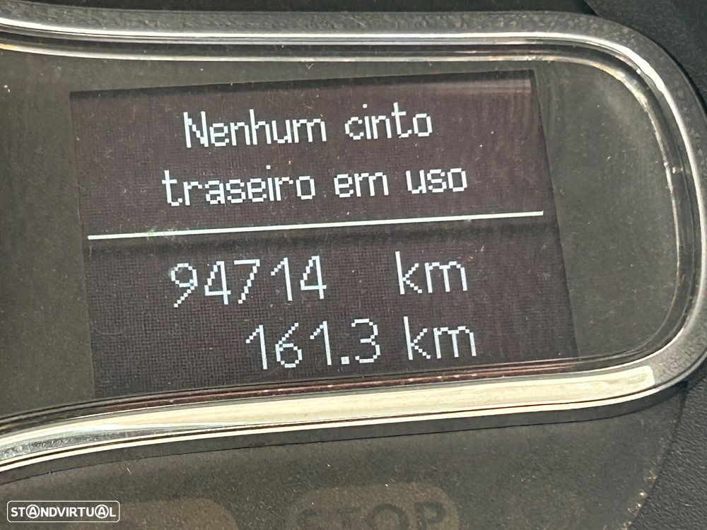 Renault Mégane 1.5 dCi Dynamique - 4