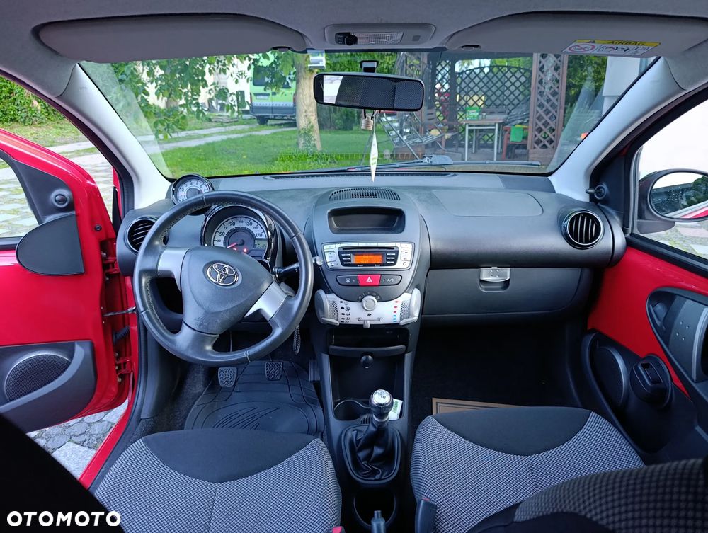 Toyota Aygo City - 10