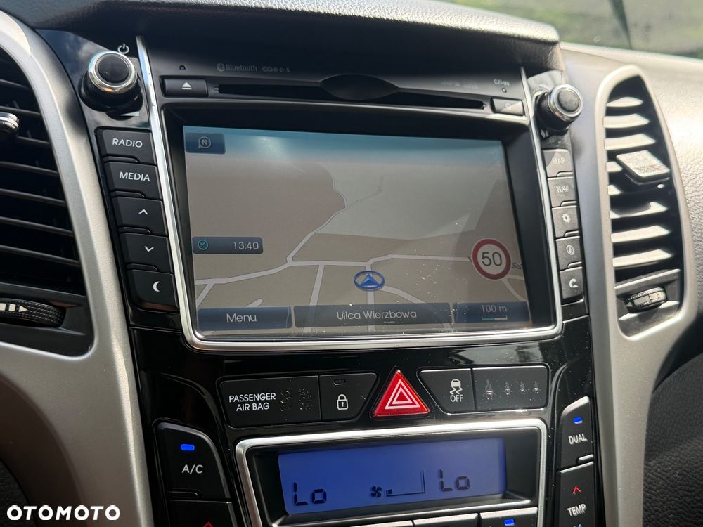 Hyundai i30 1.6 GDI Premium - 12