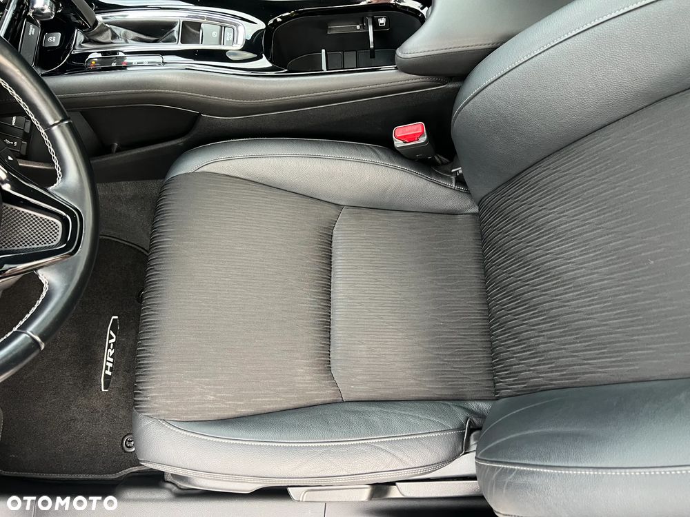 Honda HR-V 1.5 i-VTEC CVT Executive - 27