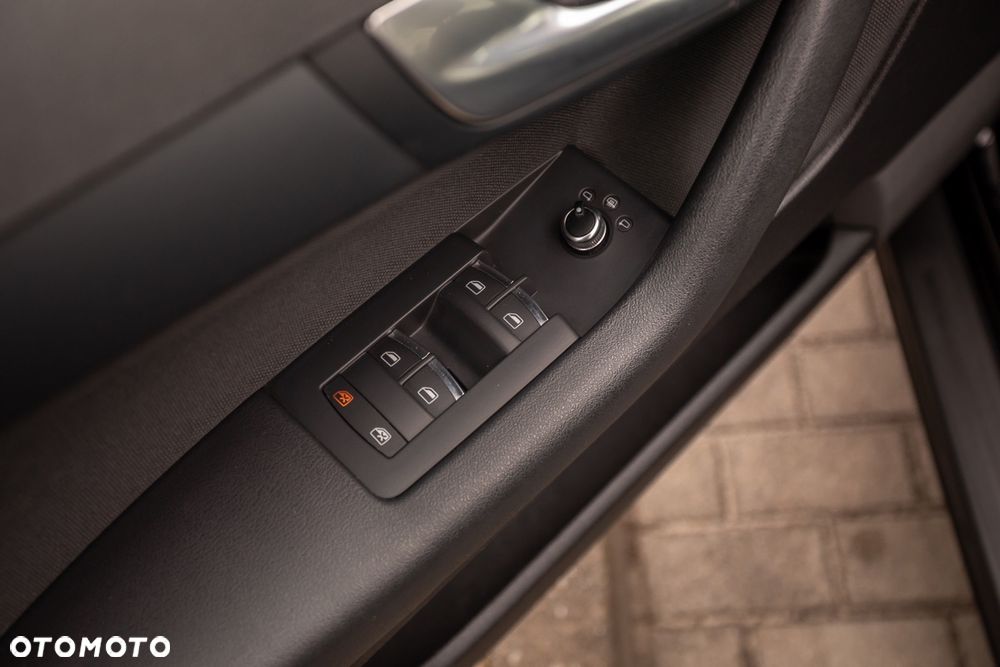 Audi A3 Sportback 2.0 TDI Ambiente - 23