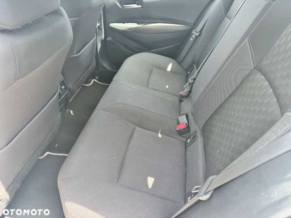 Toyota Corolla 1.8 Hybrid Comfort - 12
