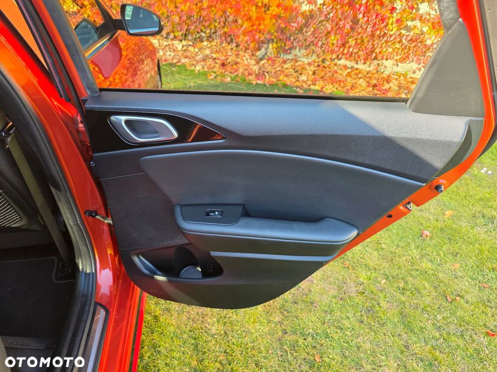 Kia Ceed 1.6 T-GDI GT DCT - 26