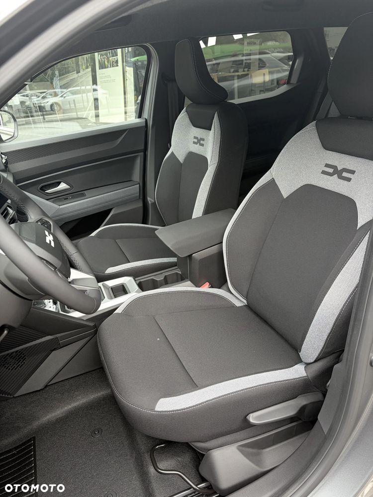 Dacia Duster 1.8 Hybrid 155 Journey MMT - 16