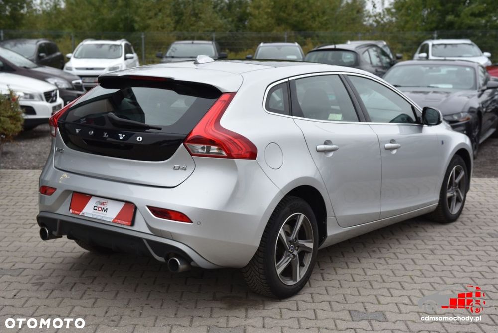 Volvo V40 D4 Ocean Race - 11