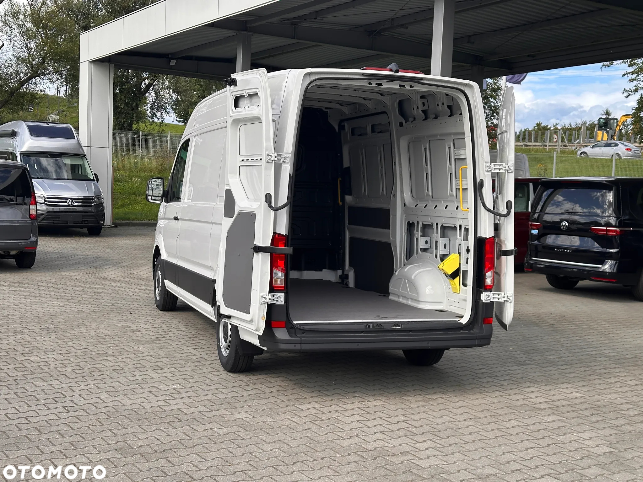 Volkswagen Crafter - 11