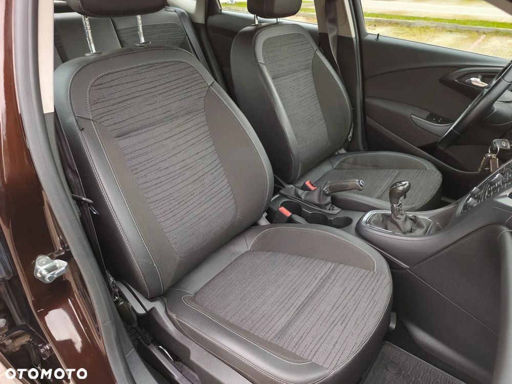 Opel Astra - 24