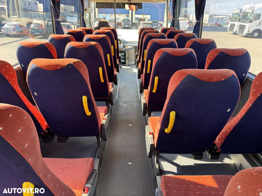 Mercedes-Benz INTOURO - 15