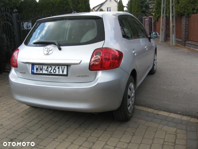 Toyota Auris 1.6 Premium - 10