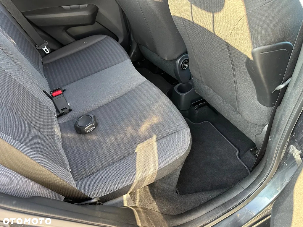 Toyota Aygo x-play connect - 10
