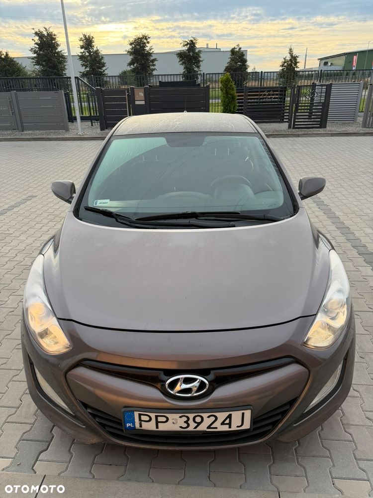 Hyundai i30 1.6 CRDI Trend - 2