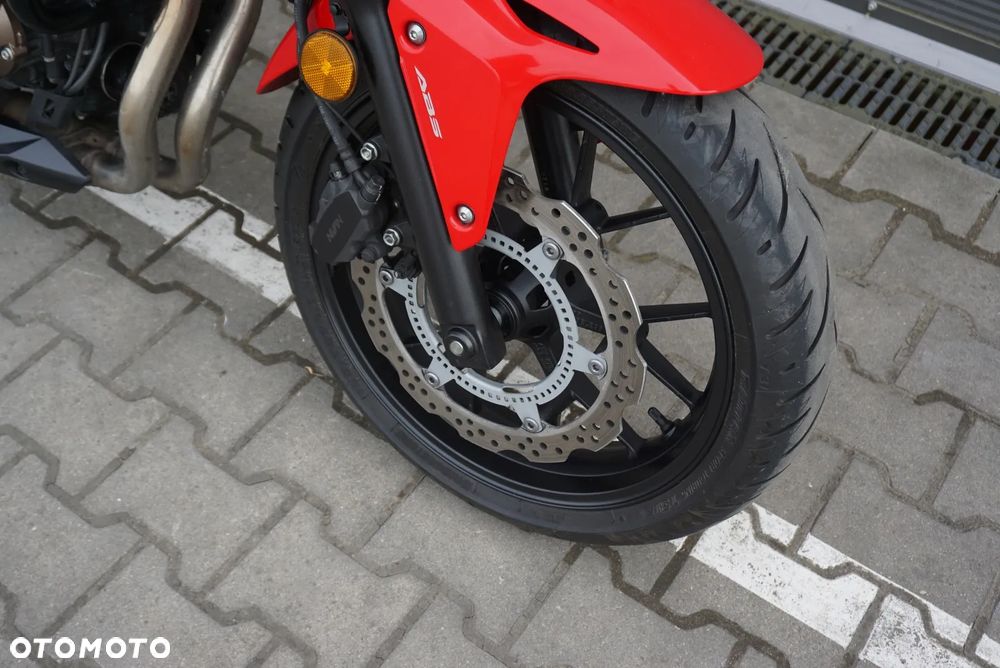 Honda CB - 10