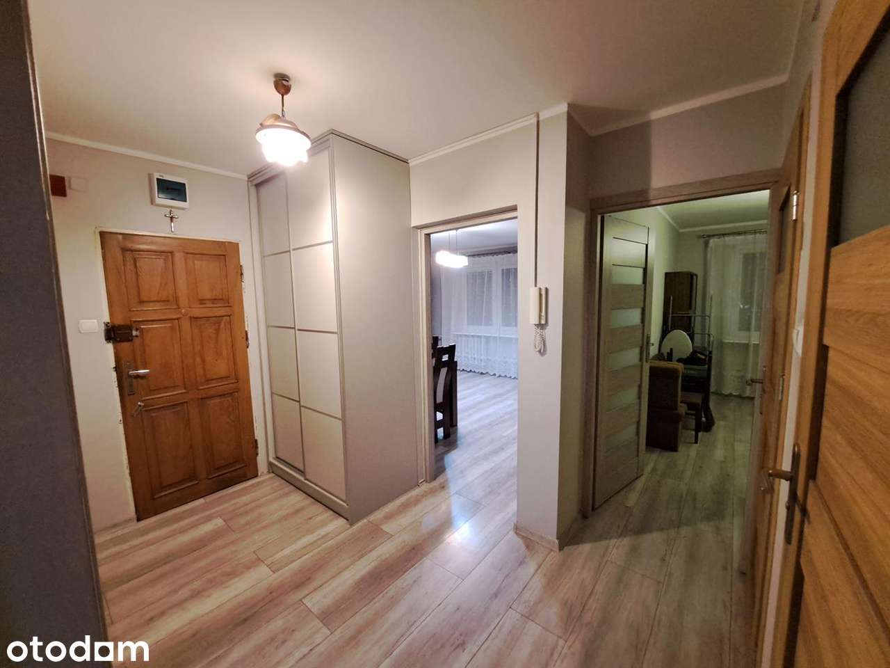 Mieszkanie 3-pokojowe 2 piętro 61m2 w centrum