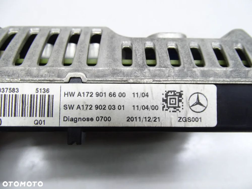 MB C COUPE W204 Lift Monitor - 3