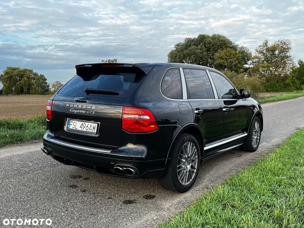 Porsche Cayenne - 5