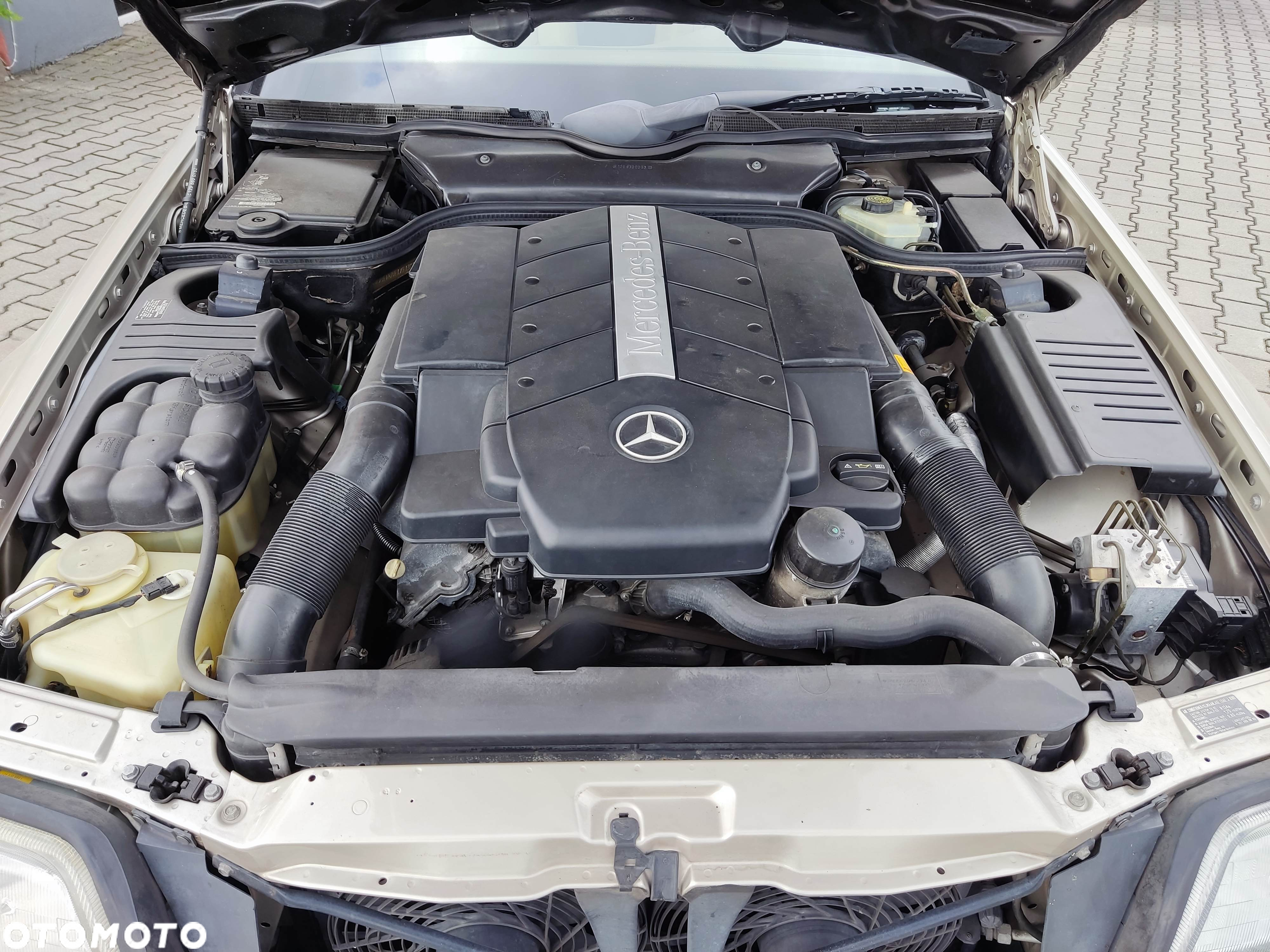 Mercedes-Benz SL 500 - 16