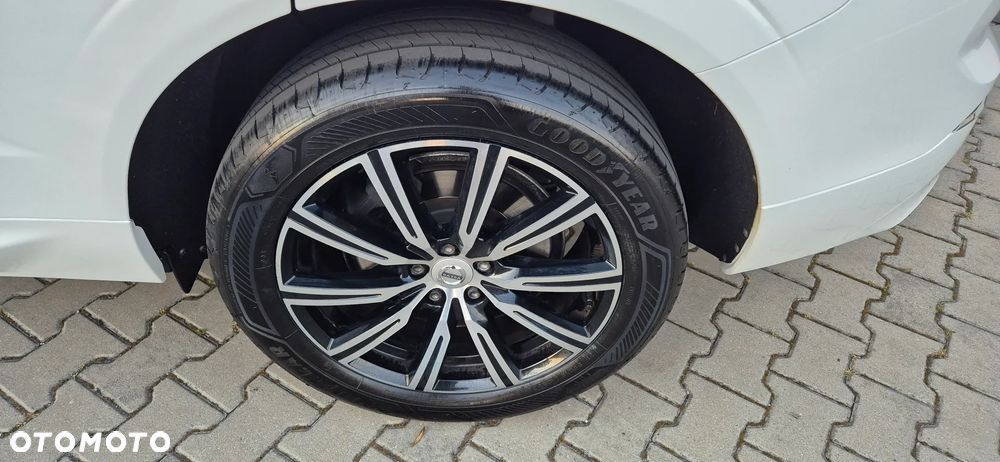 Volvo XC 60 B4 D AWD Geartronic Inscription - 35
