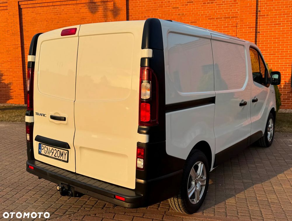 Renault TRAFIC - 4