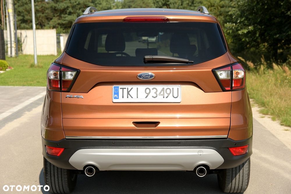 Ford Kuga 2.0 TDCi 2x4 Titanium - 39