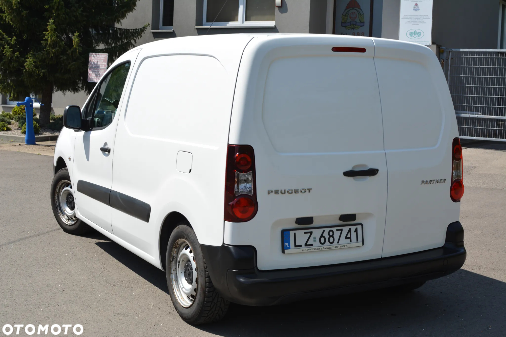 Peugeot Partner - 8