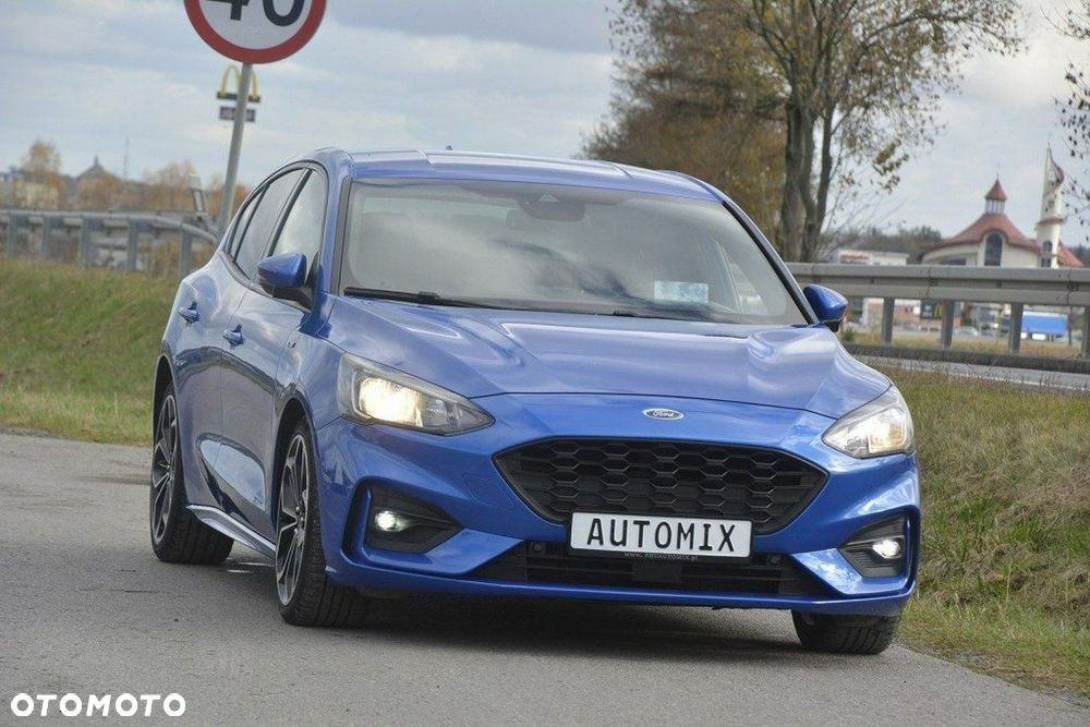 Ford Focus 1.5 EcoBlue Start-Stopp-System ST-LINE - 10