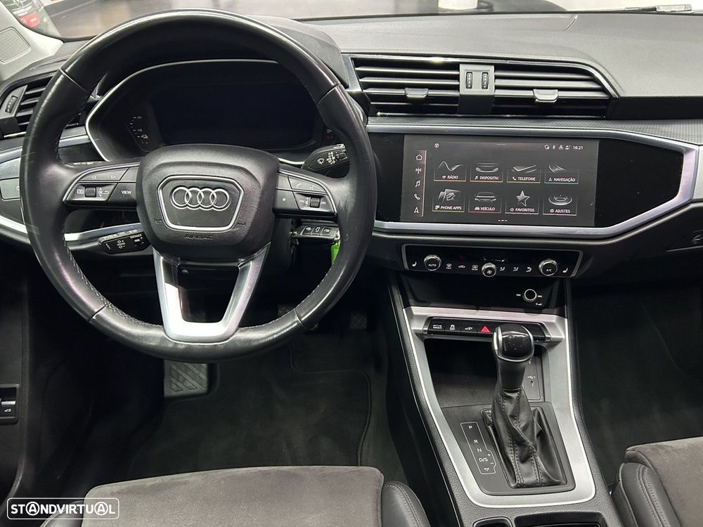 Audi Q3 45 TFSIe S line S tronic - 12
