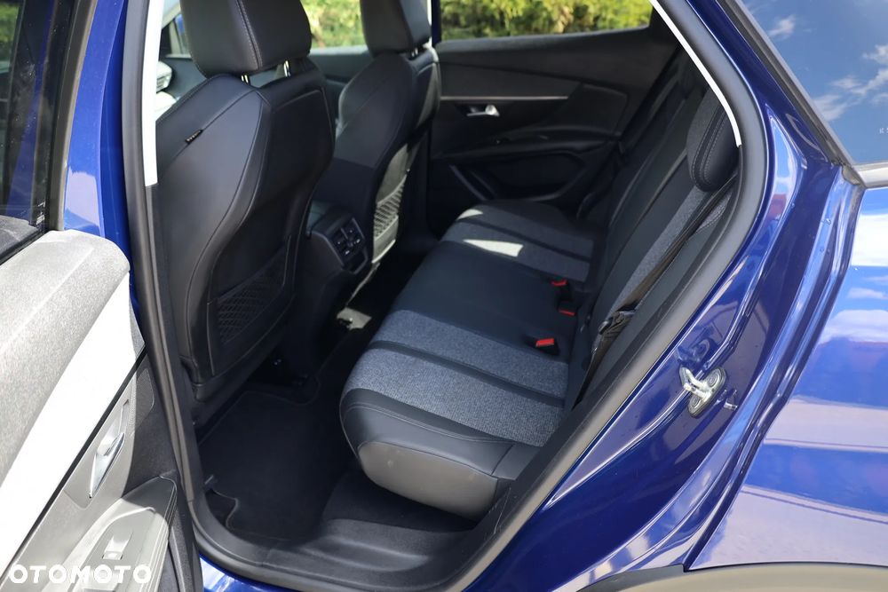 Peugeot 3008 BlueHDi 130 Stop & Start EAT8 Allure - 15